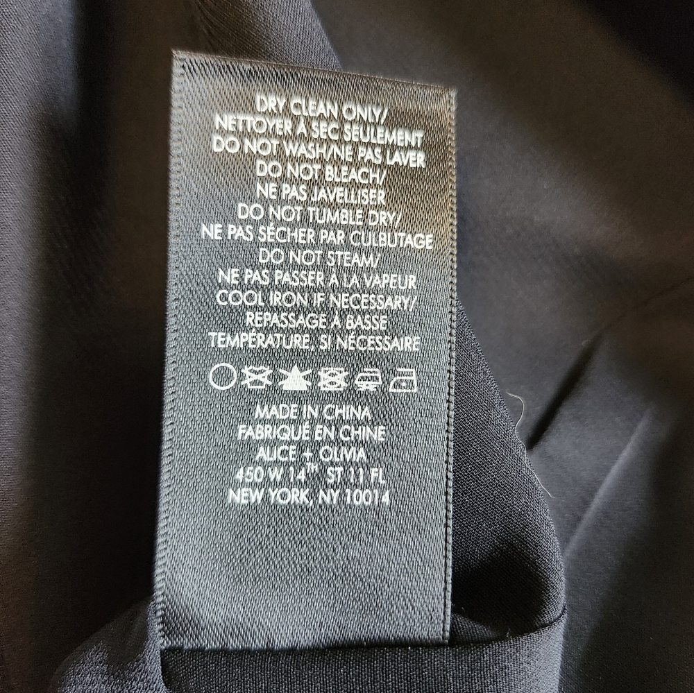 Alice & Olivia Black Sleevless Dress With Assymetrical Detail BNWT Size 10 - Picture 9 of 10